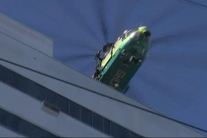 USA – Fire In L.A. High Rise Necessitates Rooftop Rescues