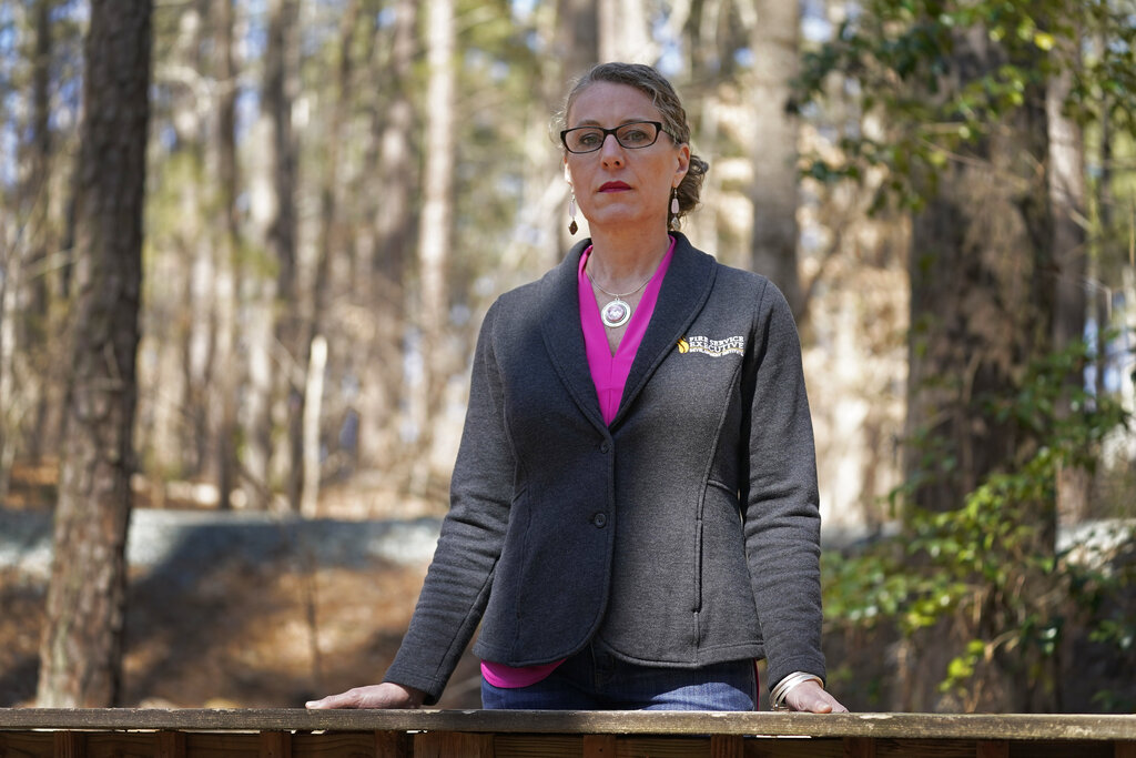 USA: Female Firefighters Tackle Discrimination