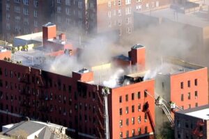 210406221200 New York Apartment Fire 0406 Exlarge 169