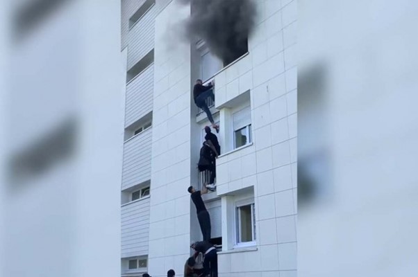 Nantes: Dramatic Rescue Of Baby From Third Floor Fire Captured On Film