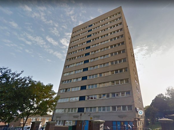 UK: Tower Block Blaze Tackled By Dozens Of Firefighters, Suspected Arson