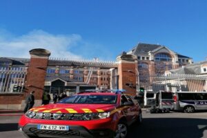 10 02 2022 France Bank Fire
