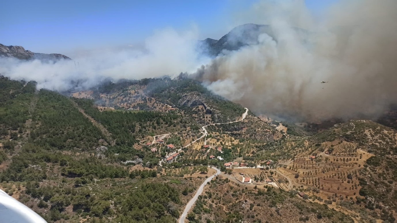 Thousands Evacuated As Firefighters Tackle Blazes In Southwest Turkey