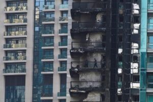 08 11 2022 Dubai Highrise