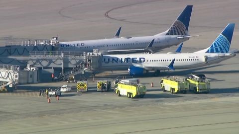 4 People Hospitalized After Battery Fire In United Plane Cabin
