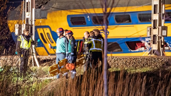 One Killed And 30 Injured In Train Accident Near The Hague