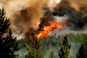 23 07 2023 Canada Wildfires Growing
