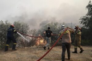 28 07 2023 Greece Wildfire Explosion
