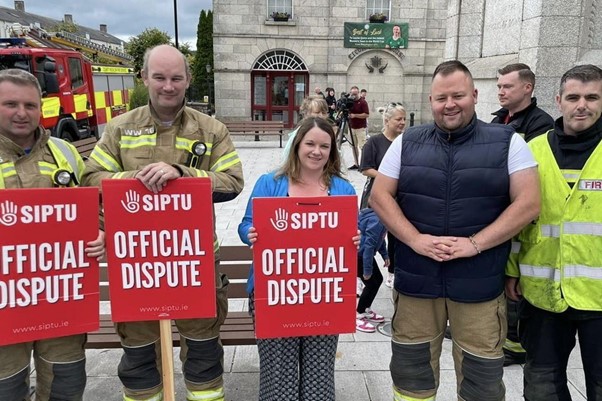 Ireland: Retained Firefighters To Suspend Strikes At Midday After Late Night Talks