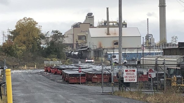 NY Firefighters Respond To Chemical Fire In Dumpsters