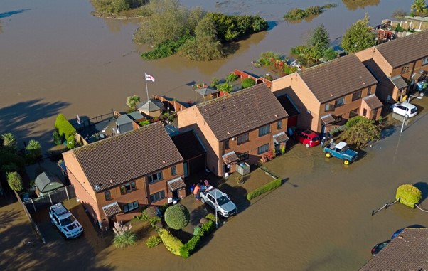 UK: Investment Urged In Overstretched Fire Service To Aid Floods