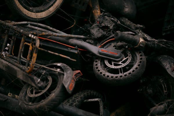 F.D.N.Y. Commissioner Blames E-Commerce In Deadly Battery Fires